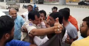 two-groups-clashed-outside-the-police-station-in-a-dispute-over-land-dispute-staged-a-sit-in