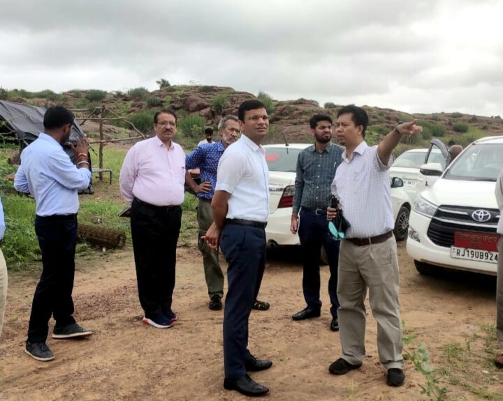 collector-inspected-dr-kailash-sankhla-memorial-forest