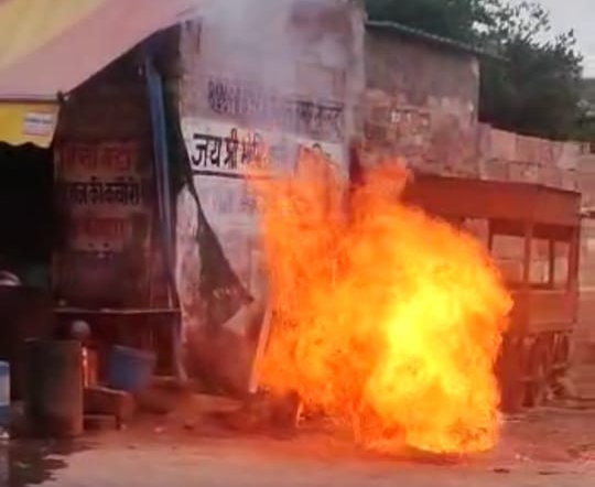 gas-cylinder-explodes-in-the-restaurant-no-loss-of-life