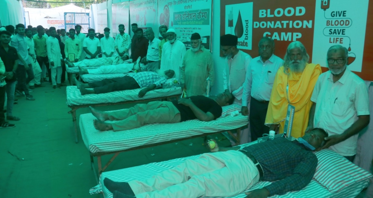 243-blood-donors-donated-blood-on-eid-miladunnabi