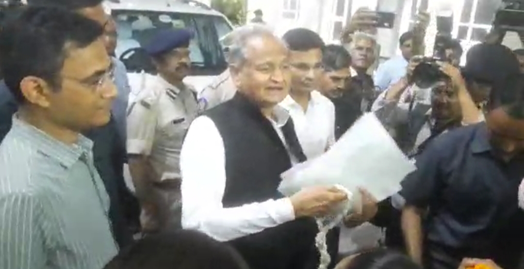 chief-minister-ashok-gehlot-leaves-for-ahmedabad