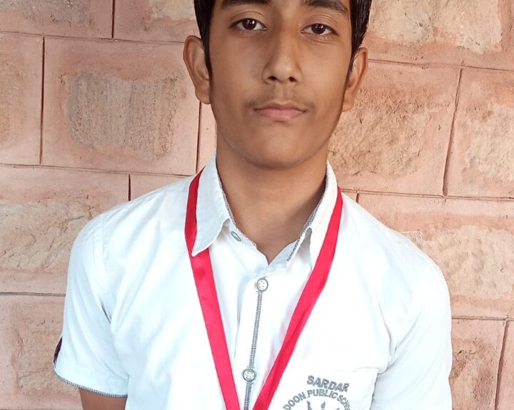 Gold medal to Chaitanya in district level swimming competition