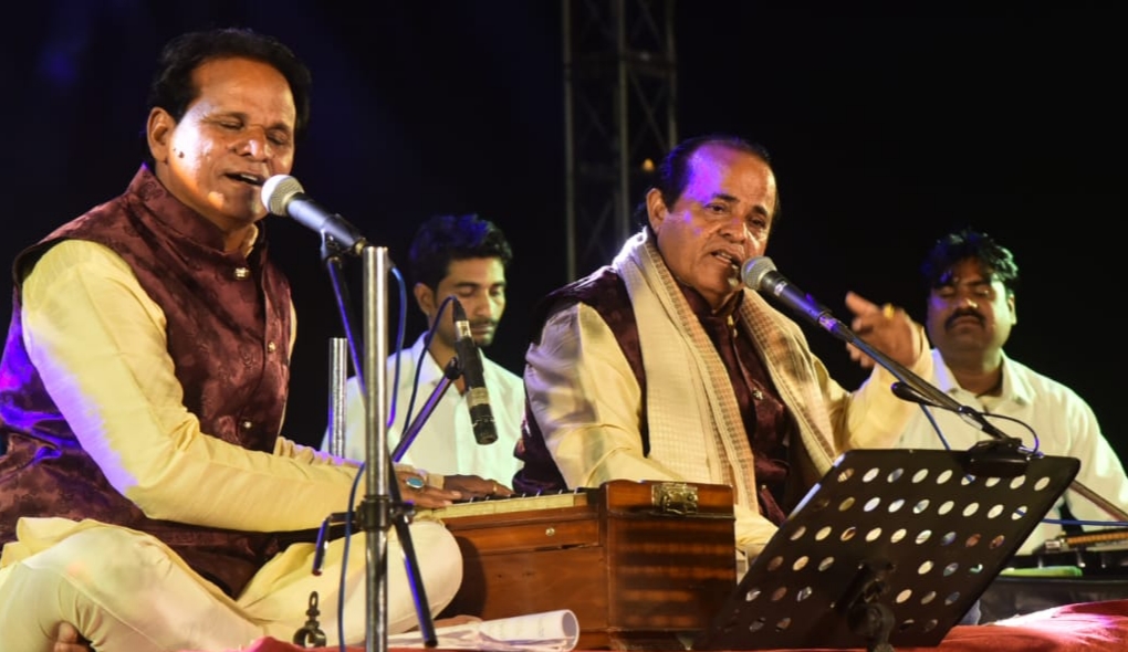 In Sur Bahar, Ustad Ali Ghani gave heights to native music