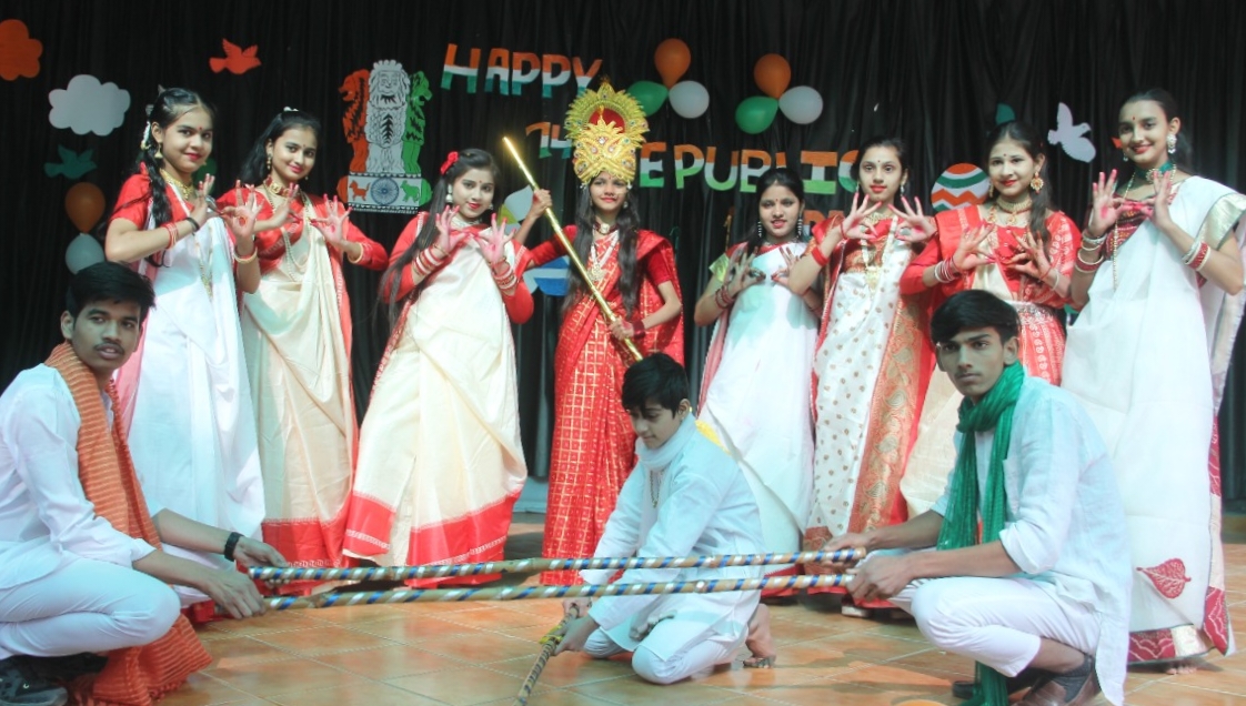 republic-day-and-basant-panchami-celebrated-in-school