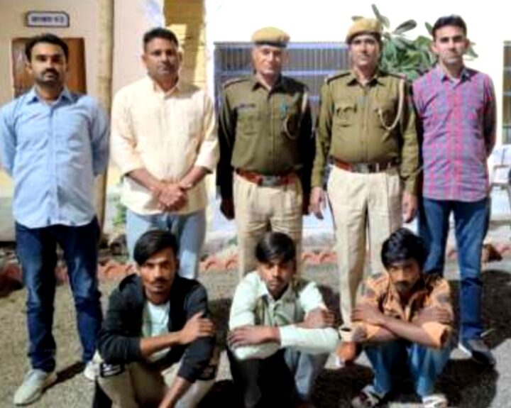 mahamandir-police-caught-gang-of-mobile-robbers