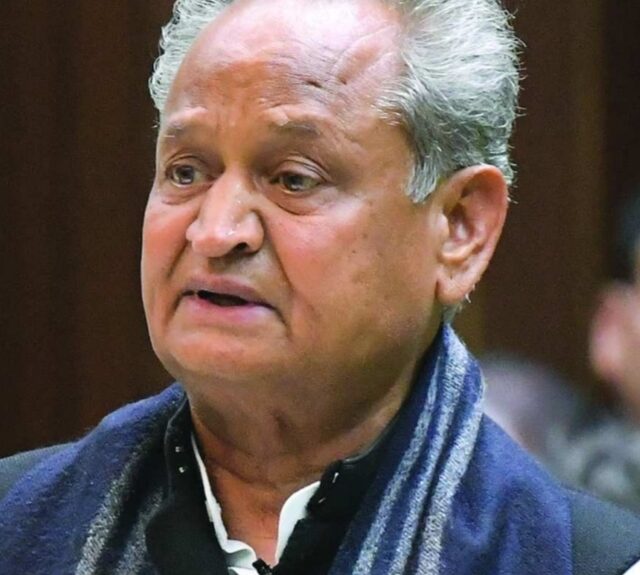 chief-minister-gehlot-will-lay-the-foundation-stone-of-the-third-phase-of-lift-canal-on-sunday
