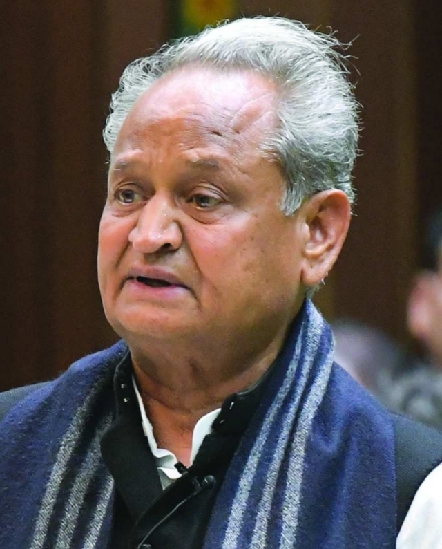 chief-minister-gehlot-will-lay-the-foundation-stone-of-the-third-phase-of-lift-canal-on-sunday