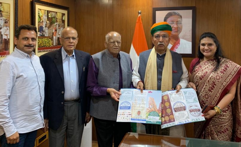 union-minister-meghwal-released-the-poster-of-millets-festival