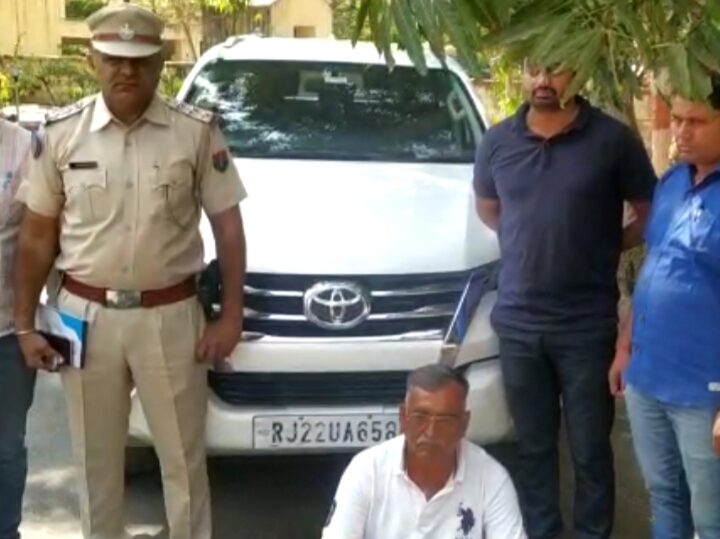 jodhpur-police-raids-to-catch-prize-crook
