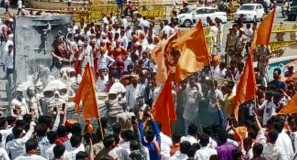 procession-taken-out-on-kheteshwar-jayanti