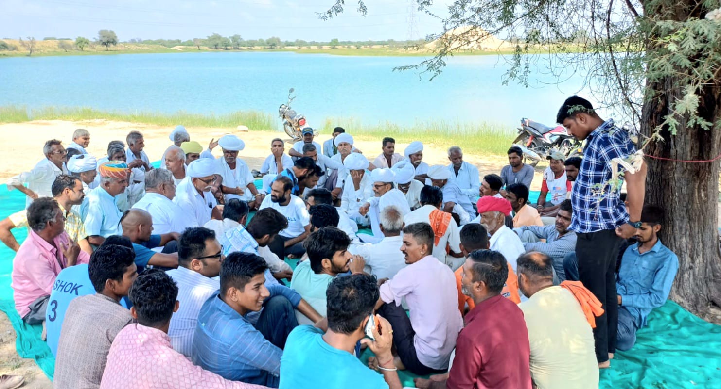 Villagers suffering from drinking water problem decided that outside tankers will not be allowed to enter the pond