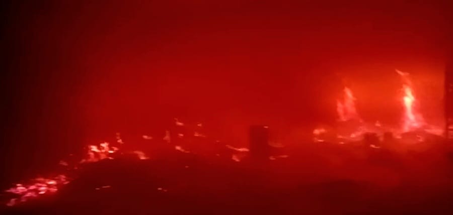 Massive fire at handicraft factory, brought under control