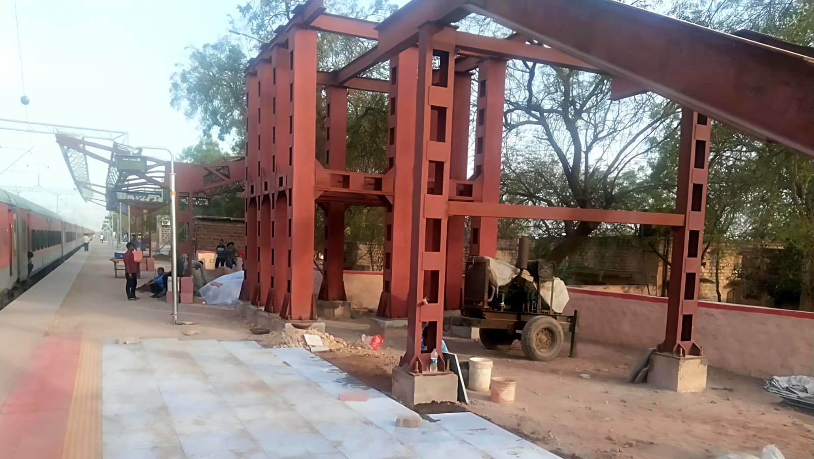 3.50 करोड़ रुपए से बदल रही पोकरण स्टेशन की तस्वीर