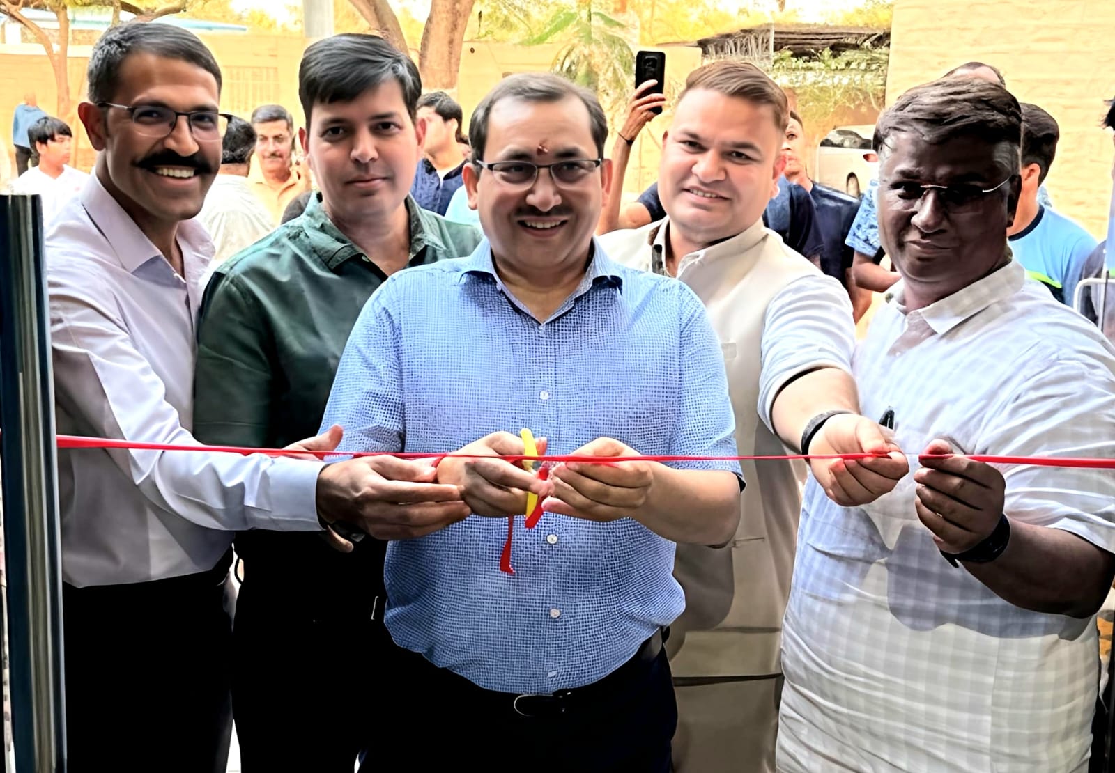 रेलवे स्टेडियम में बैडमिंटन कोर्ट व एकेडमी प्रारंभ