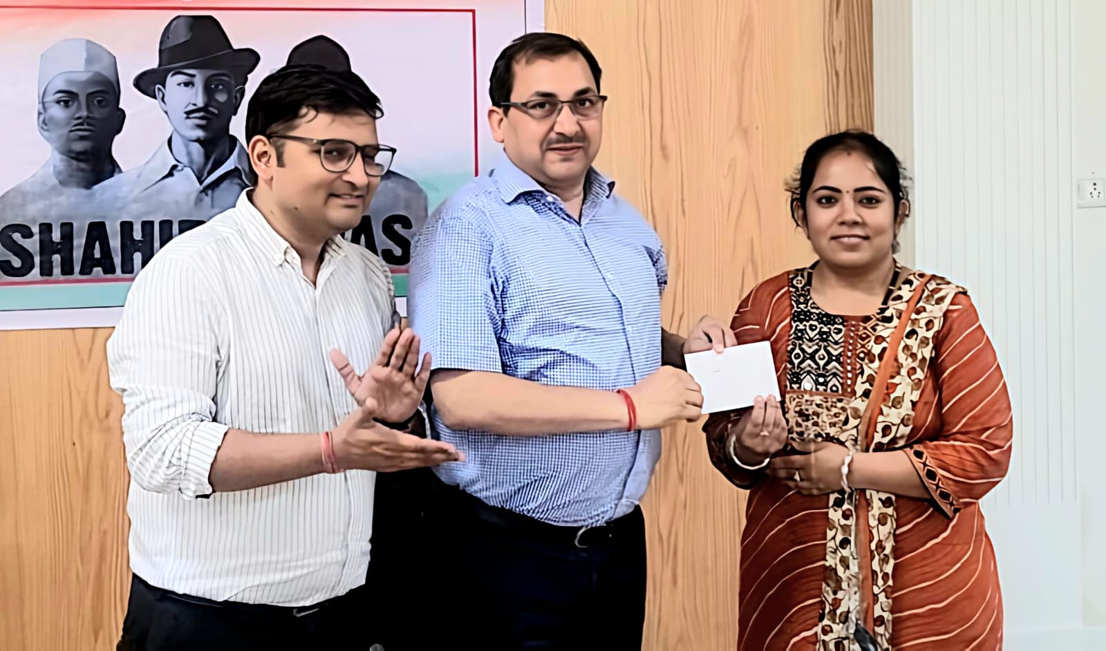 देशभक्ति गीत प्रतियोगिता में मनप्रीत कौर अव्वल