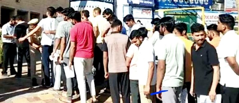 पहले दिन 40 फीसदी अभ्यर्थियों ने नहीं दी एसआई भर्ती परीक्षा