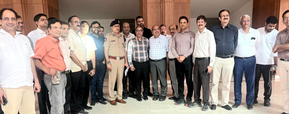 अस्पताल में शव रखकर होने वाले प्रदर्शन को रोके पुलिस