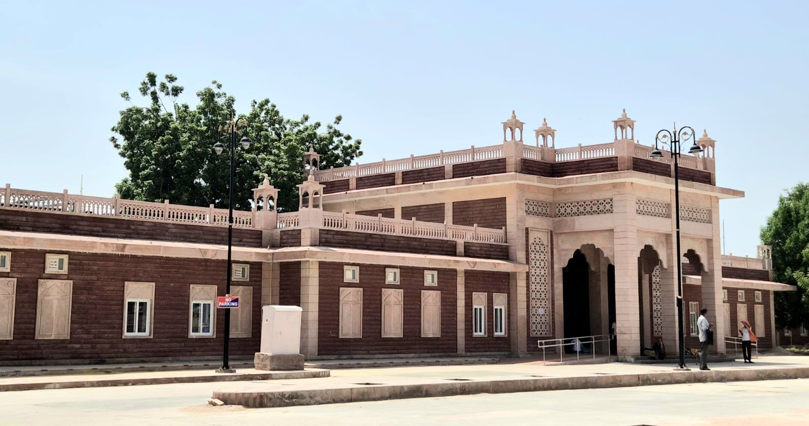फलोदी-जैसलमेर रेलखंड पर अब 110 किमी प्रतिघंटा की रफ्तार से दौड़ रही ट्रेनें