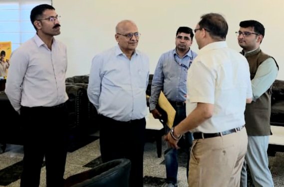 रेलवे एजीएम ने देखी विकास केंद्र की प्रशिक्षण व्यवस्था