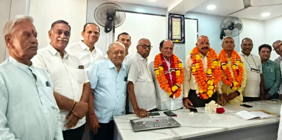 सुबह जोड़ों में अकड़न को न करें नजर अंदाज हो सकता है गठिया का संकेत: डॉ.कनवरिया