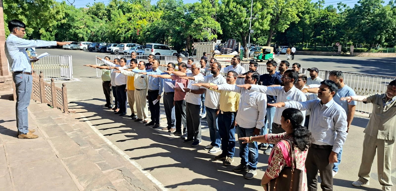 राष्ट्रीय एकता दिवस पर जिला प्रशासन ने लिया एकता का संकल्प